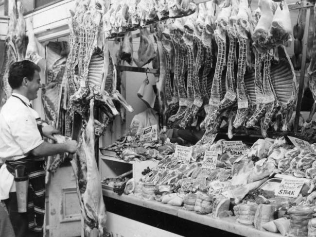 Butcher V Ielasi in the Adelaide Central Market, 1966.