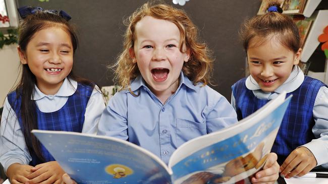 Year 2 students from Chatswood Public School (L-R) Hayley Tang, Jacob Wilson and Taylor Dempsey. Picture: Sam Ruttyn