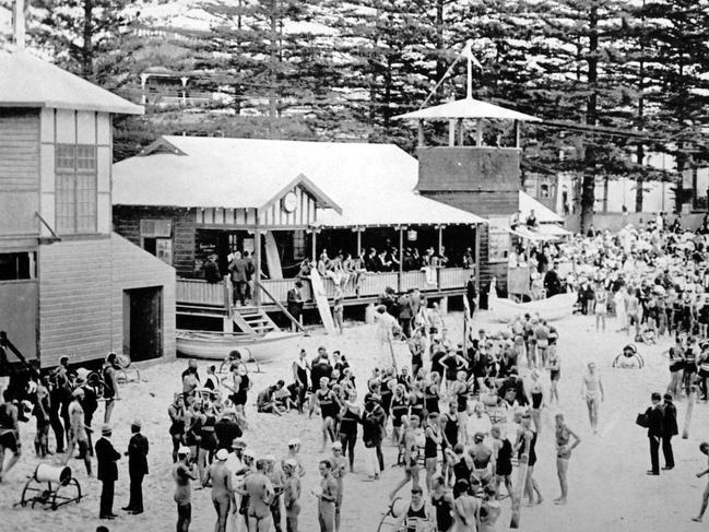 Surf Carnival, South Steyne, circa late 1920s