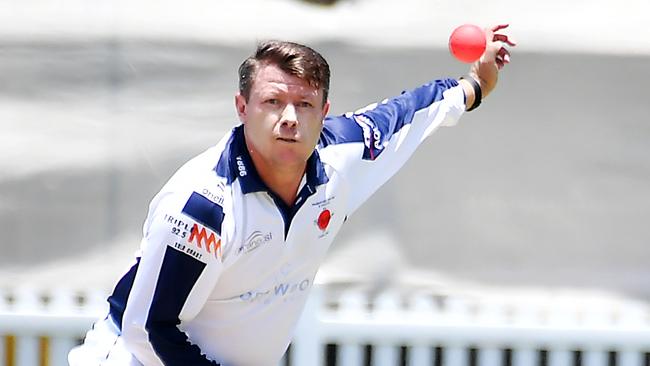 Mudgeeraba bowler Garth MorganOver 40s Div 1 - Mudgeeraba v Broadbeach RobinaSunday January 14, 2024. Picture, John Gass