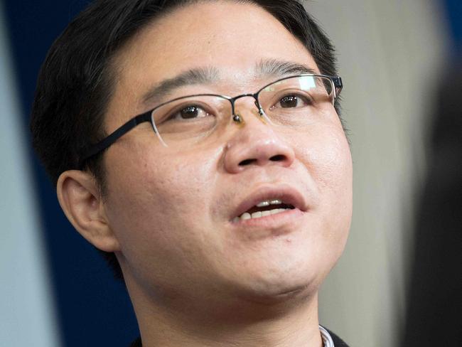 North Korean defector Ji Seong-ho is interviewed in the Press Briefing Room at the White House in Washington, DC, on January 31, 2018. / AFP PHOTO / JIM WATSON