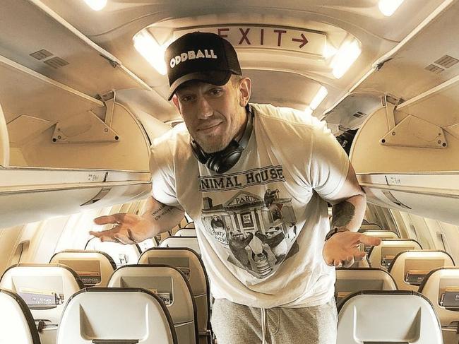 ‘Too tall’ man upgraded to first class
