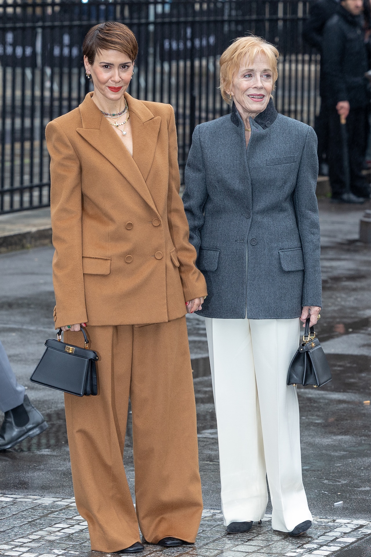 <p>Sarah Paulson and Holland Taylor</p>