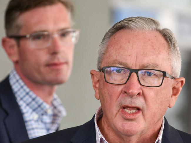 SYDNEY, AUSTRALIA - NEWSWIRE PHOTOS, DECEMBER 19, 2021: NSW Health Minister Brad Hazzard speaks to the media during a press conference in Sydney.  PICTURE: NCA NEWSWIRE / FLAVIO BRANCALEONE