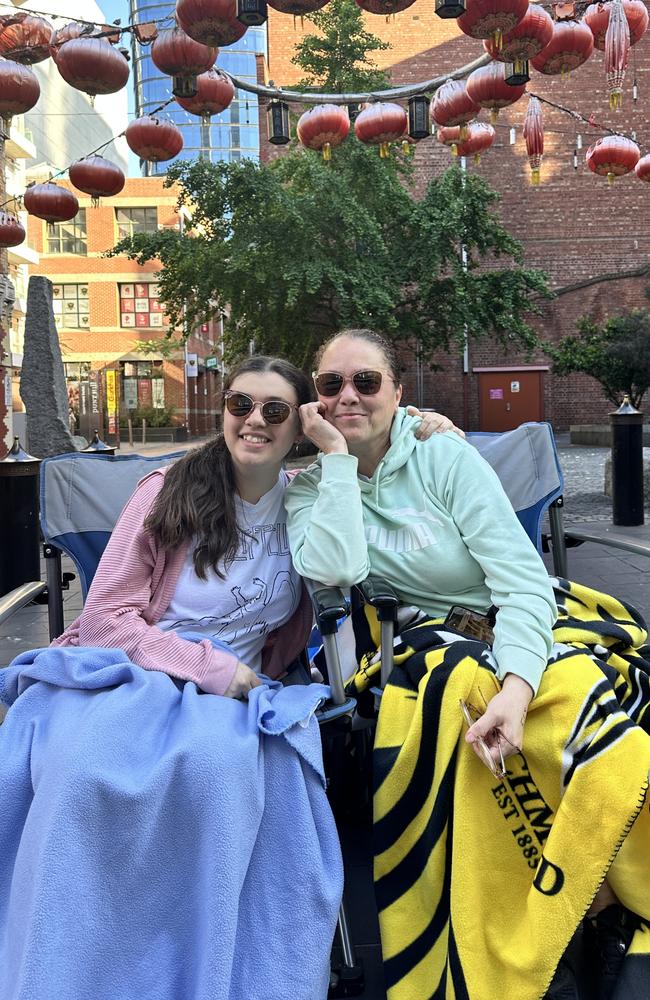 Taylor Swift fans Keani and Wendy DiDonato have been queuing overnight for last-chance tickets. Picture: Lauren Hutchinson