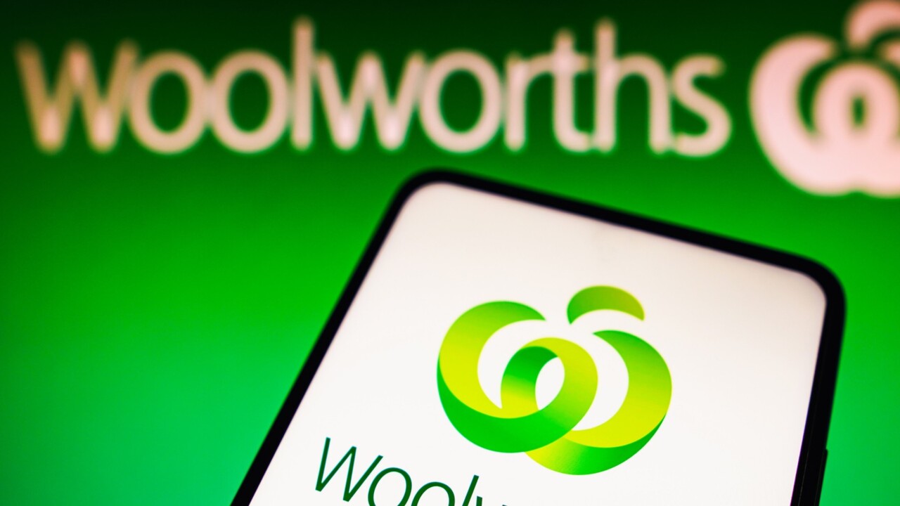 Woolworths to fly Aboriginal and Torres Strait Islander flags outside