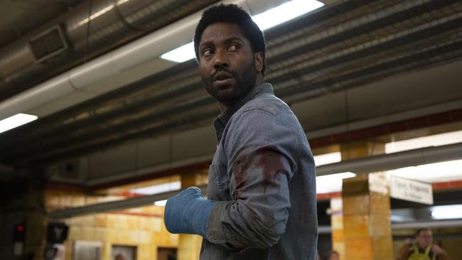 John David Washington as a man on the run in Netflix movie Beckett.