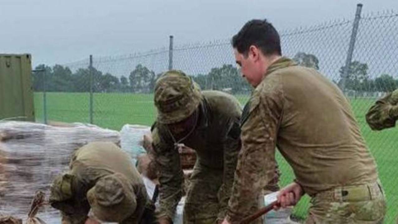 Army Lends a Hand To Flood Stricken Townsville