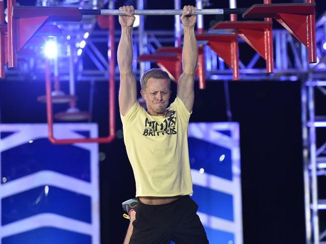 Geoff Britten completing the American Ninja Warrior course.