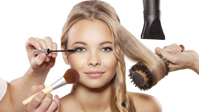 Get professional beauty services without leaving your home/office.