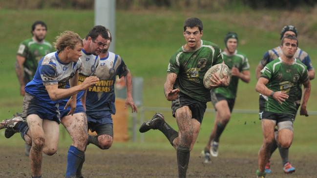 Former Maroochydore fullback, Josh Buckland runs rings around the Beerwah defence. Picture: Brett Wortman