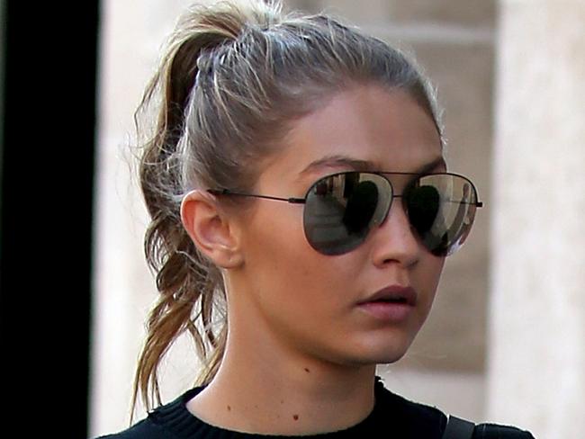 PARIS, FRANCE - SEPTEMBER 28: Gigi Hadid strolling near her Hotel on September 28, 2015 in Paris, France. (Photo by Pierre Suu/GC Images)