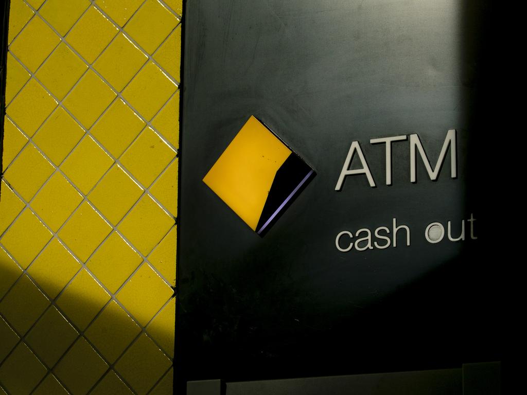 Commonwealth Bank are cutting their rates further. Picture: NewsWire / Glenn Campbell