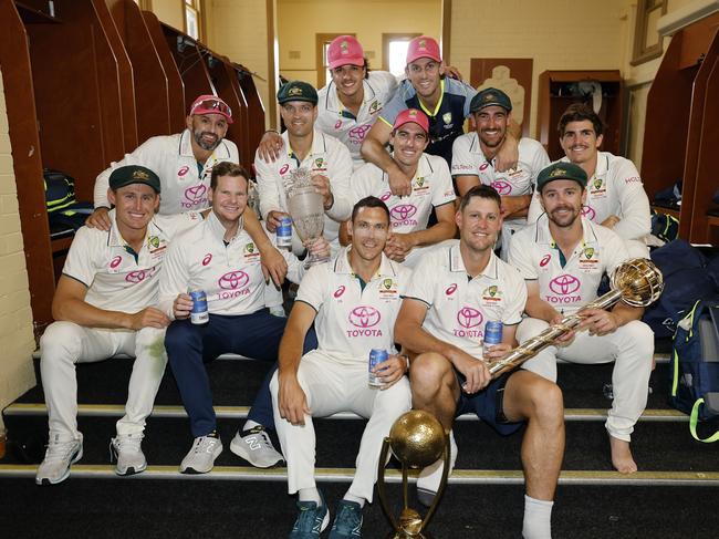 SYDNEY, AUSTRALIA - JANUARY 05: The Australian team pose for a photo in the dressing rooms after day three of the Fifth Men's Test Match in the series between Australia and India at Sydney Cricket Ground on January 05, 2025 in Sydney, Australia. (Photo by Darrian Traynor/Getty Images) *** BESTPIX ***