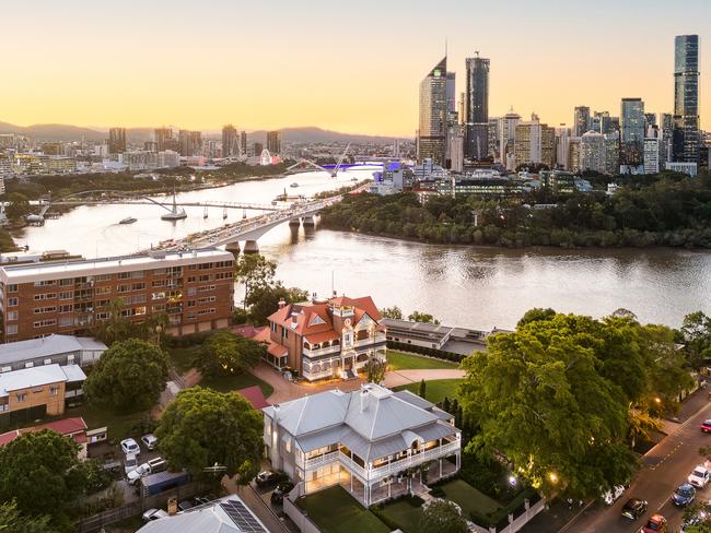 19 Leopard Street, Kangaroo Point.