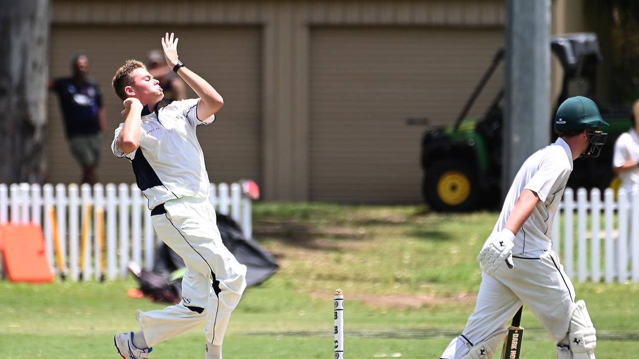 TSS bowler Ted Waterman GPS first XI cricket between BBC v TSS. Picture, John Gass