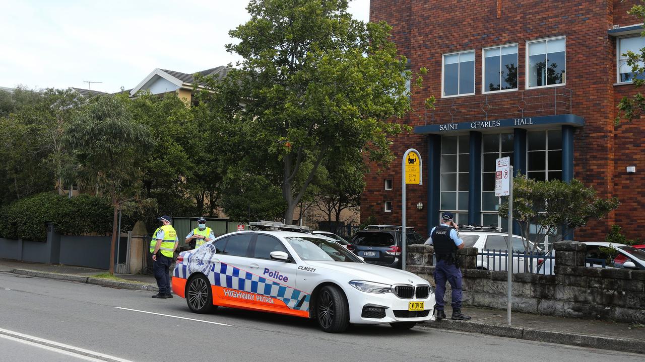 Police at the St Charles' Catholic Primary School in Waverley. Picture: NCA NewsWire / Gaye Gerard