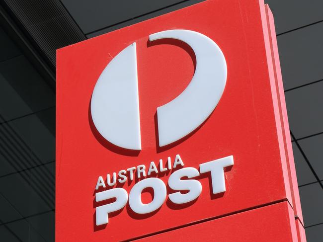 ONE TIME WEB USE ONLY - FEE APPLIES FOR REUSE -  GC71KR Australia Post logo. Australia Post provides postal services in Australia and its overseas territories and owned by Australian G  Picture: Alamy