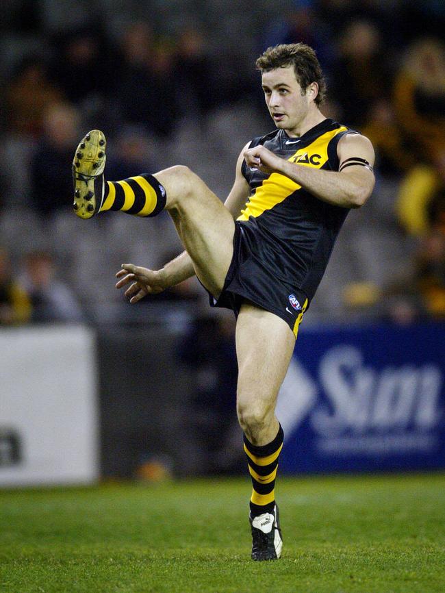 Ty Zantuck playing for Richmond in 2003.