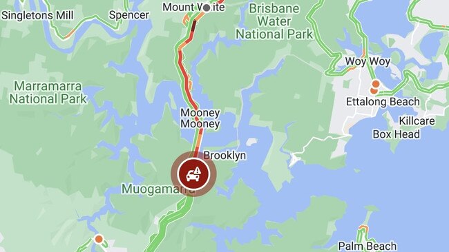 Southbound traffic into Sydney near Brooklyn is heavy after a car breakdown earlier today.