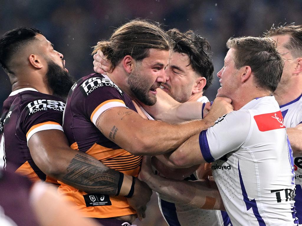 NRL: Thrashing by Broncos appears to end Gold Coast's finals hopes, NRL