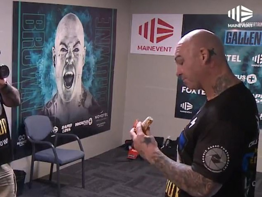 Lucas Browne enjoys a pre-fight snack.