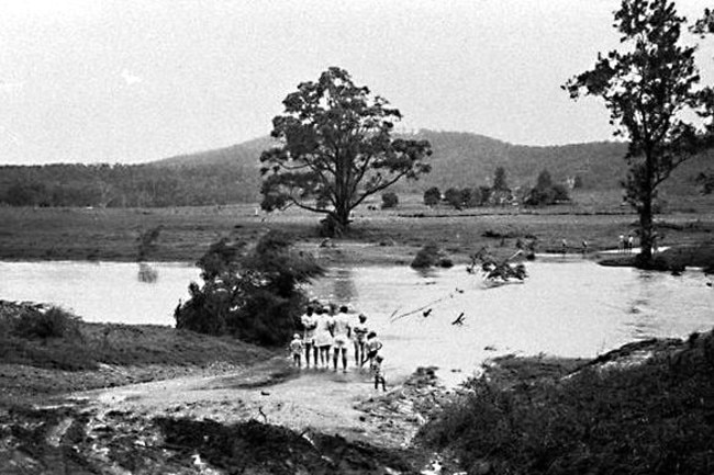 Latimers Crossing in the 1974 flood.