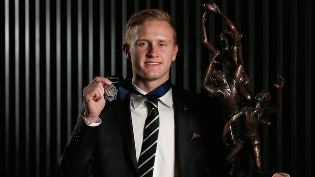 Jaidyn Stephenson with the Rising Star trophy. Picture: Getty Images