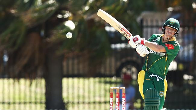 Warner struggled with the bat on Saturday. (Photo by Mark Metcalfe/Getty Images)