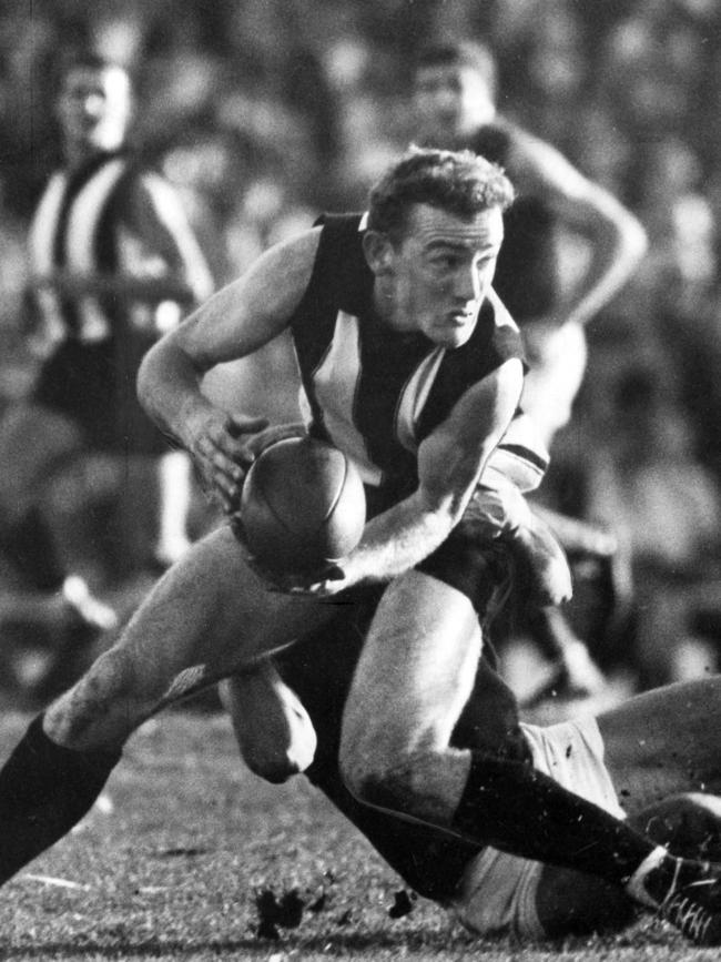 Ted Potter played 182 matches for Collingwood before moving to Orbost as a schoolteacher and playing in a premiership for Orbost in 1975.