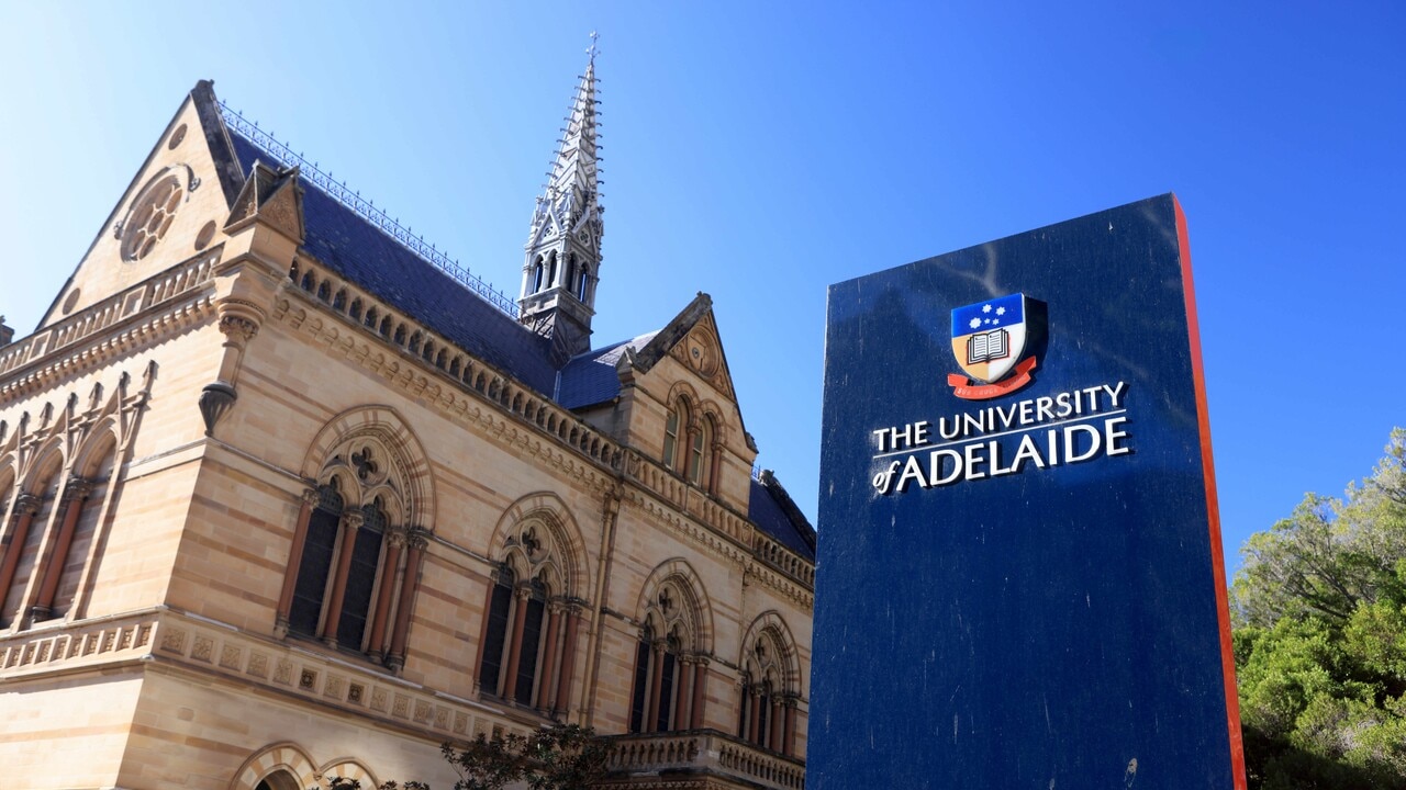 Major Australian university to scrap face-to-face lectures