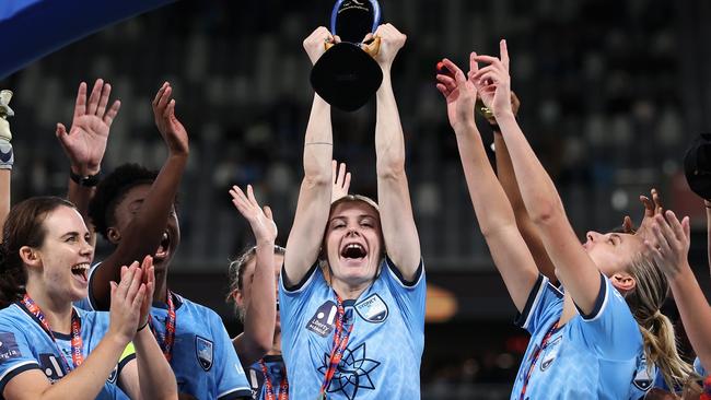 Cortnee Vine celebrate winning last year’s A-League Women's title. Picture: Getty