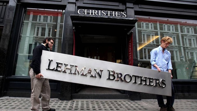 A Lehman Brothers sign up for auction in 2010. The bank’s September 2008 collapse ‘taught everyone that there’s very little upside in keeping your exposure’ says one hedge-fund manager. PHOTO: GETTY IMAGES