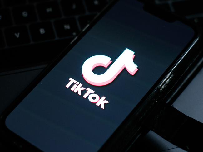 SYDNEY, AUSTRALIA - NewsWire Photos MARCH 9th, 2023: TIK TOK Generic Pics.Push for TikTok to be banned - Calls to ban the viral video app are gaining steam after the FBI raised the alarm that the Chinese government could access user data.Picture: NCA NewsWire / Tim Pascoe