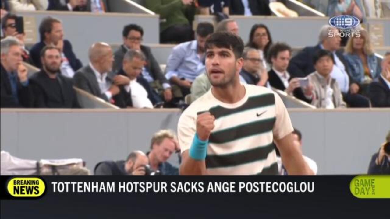 Alcaraz books French Open final spot
