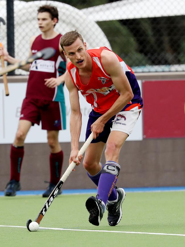 Cairns Hockey. Stingers v Brothers on Reef Turf. Stingers' Apara Brewster-O'Brien. PICTURE: STEWART McLEAN