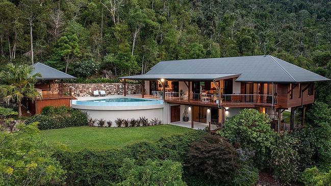 10/89 Timberland Road, Jubilee Pocket, sold for $2.25 million on February 3, 2022. Picture: Contributed