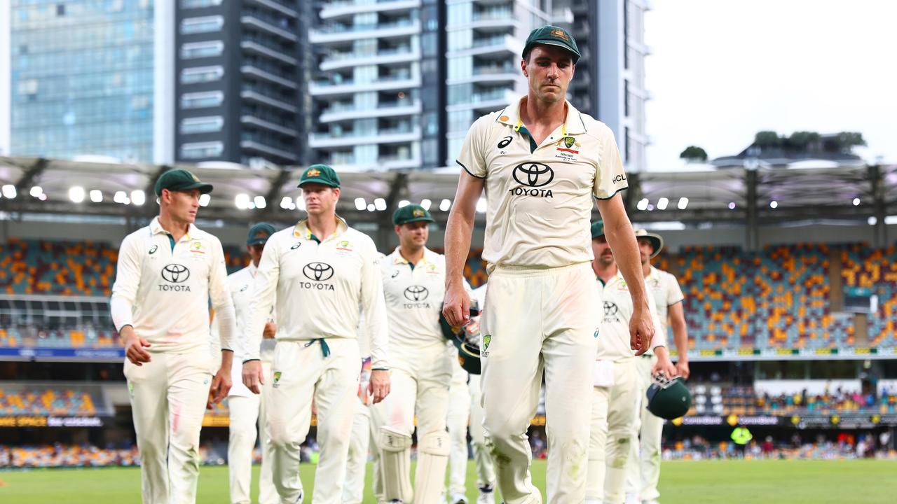 The players had to come off several times a day during to rain. (Photo by Chris Hyde/Getty Images)