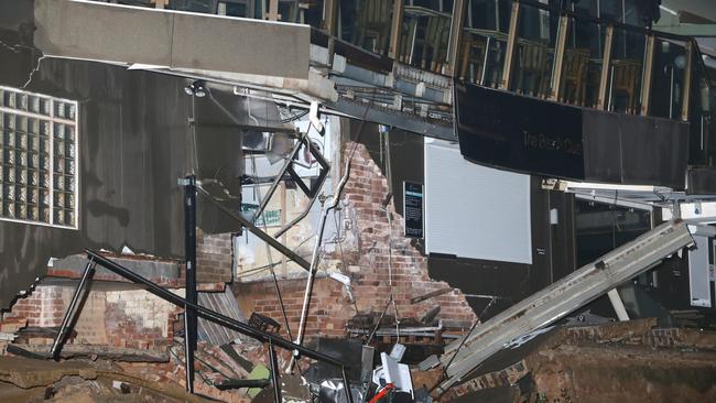 The Beach Club at Collaroy was severely damaged. Photo Bill Hearne