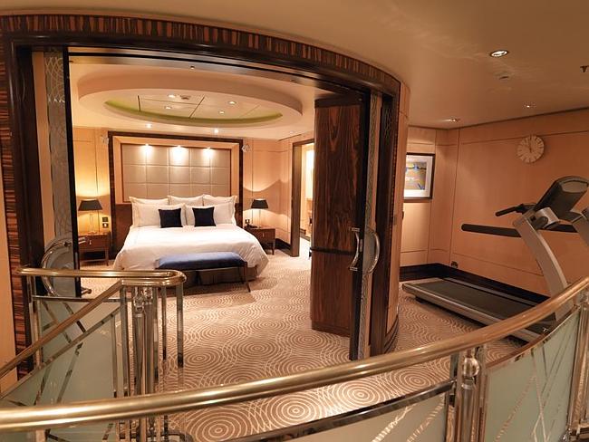 A room on board the QM2. 