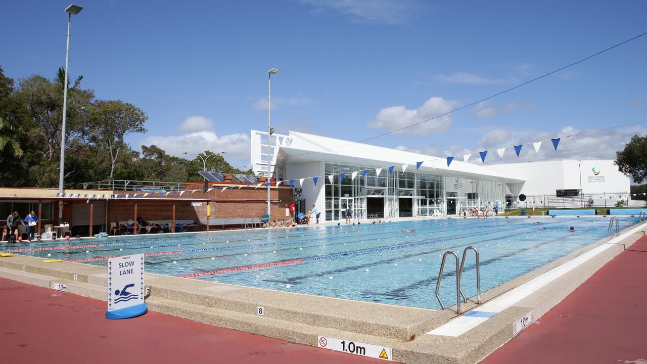 Indoor and outdoor of Manly Andrew 'Boy' Charlton Swim Centre.