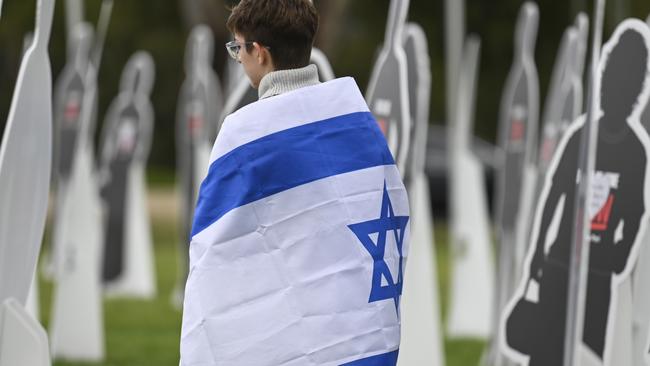 CANBERRA, AUSTRALIA, NewsWire Photos. NOVEMBER 28, 2023: Five family members and representatives of Israelis who were kidnapped or murdered on October 7 meet with MPS and senators in front of Parliament House in Canberra. Picture: NCA NewsWire / Martin Ollman