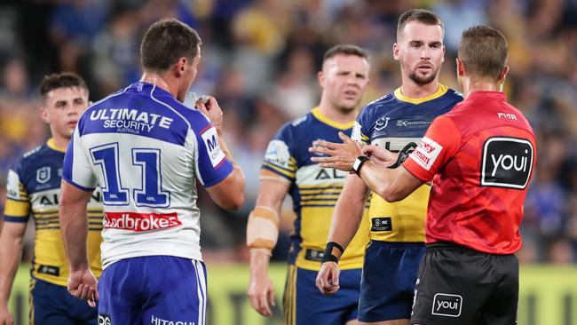 Josh Jackson and Clint Gutherson discuss the first captains challenge. Photo: Matt King/Getty Images