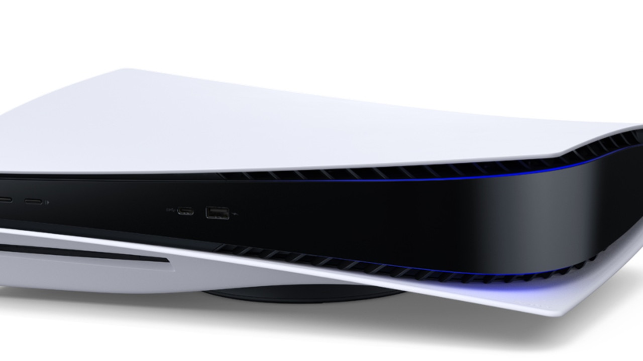 The new PS5 console has an adventurous design.