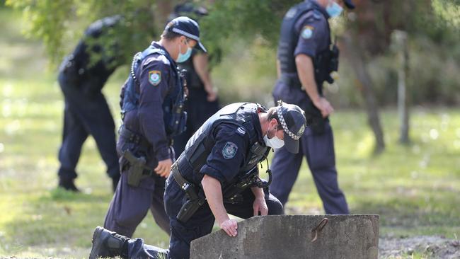 Police conduct a line search at the scene of the fatal shooting of David King at Salt Ash. Picture: NCA NewsWire / Peter Lorimer.