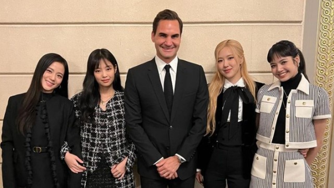 Tennis 2023: Roger Federer photo takes internet by storm, Blackpink