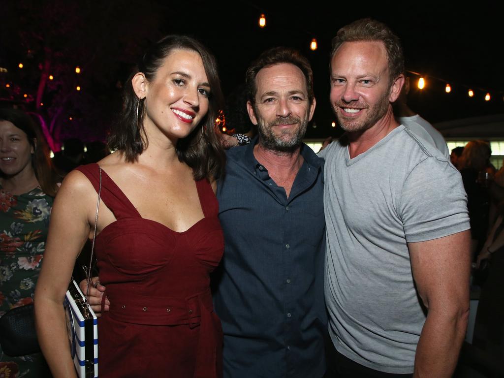 Erin Ludwig, Luke Perry and Ian Ziering attend Entertainment Weekly’s Comic-Con Bash in 2018. Picture: Phillip Faraone/Getty Images