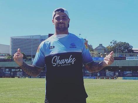 Andrew Fifita’s surprise arrival at Sharks training sessionhttps://www.instagram.com/p/CTBR1XJpGHF/