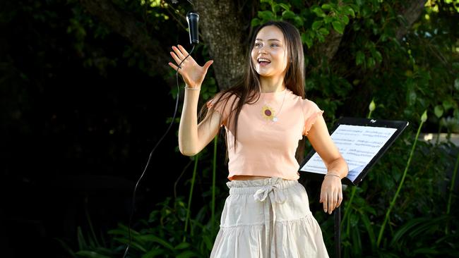 Hannah Brown, 18, interviewed former governor-general Peter Cosgrove in front of her whole school. Picture: Tricia Watkinson