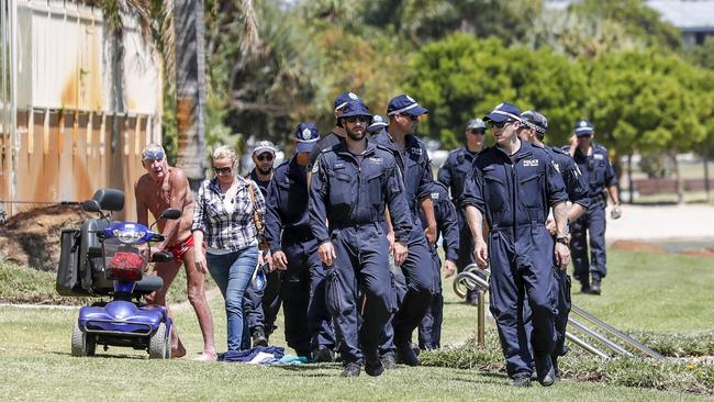 NSW Police Public Order and Riot Squad members (AAP Image/Tim Marsden) 